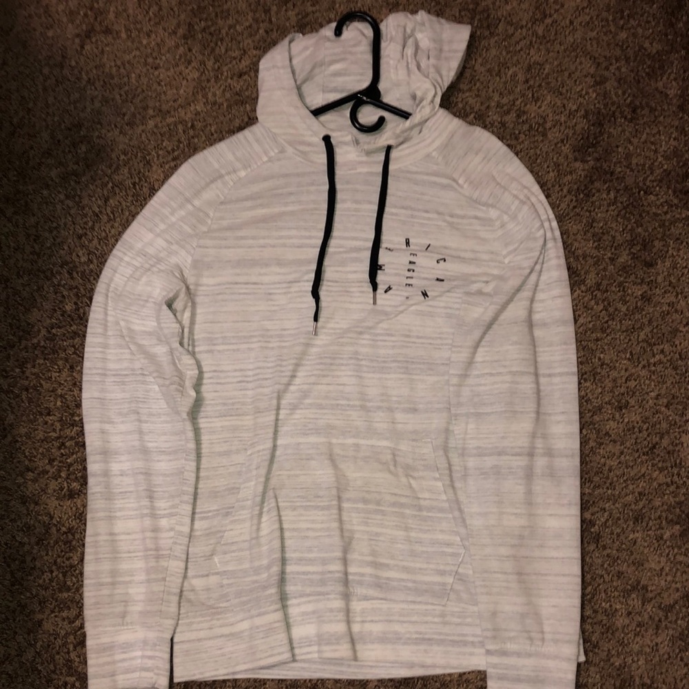 American Eagle lightweight hoodie